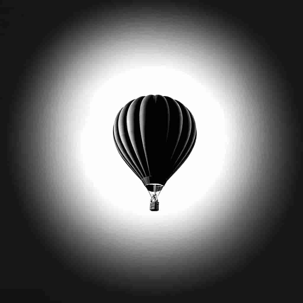 Monochrome Editorial Edge 3